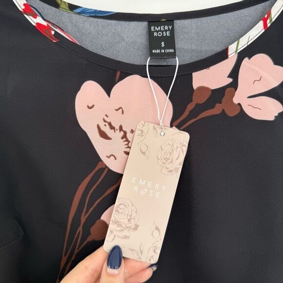 EMERY ROSE |  Sleeveless Black Floral Dress - Picture 3 of 7